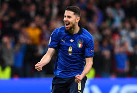 Since 2017, uefa has given out five players' awards aimed at recognising the top performers in uefa men's club competitions each season. I1yoomf5zssgtm