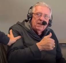 Live Radio Booth Call of the Last Two Outs : r/Dodgers