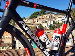 Cette année, 4 jours fériés tombent à l'eau : Veloruck Week End Roc D Azur Jour2