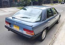 Image result for Azul 1987 Renault