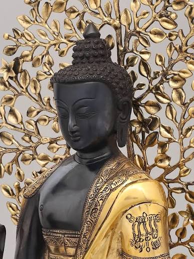 20" Superfine Shakyamuni Buddha Idol Preaching His Dharma with Bodhi Tree as Backdrop | Exotic India Art