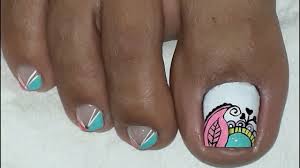 Siempre los detalles con lineas y figuras geométricas serán los diseños más lindos para conseguir un pedicure estilo minimalista. Bonitas Imagenes De Unas Sencillas Para Los Pies Decorados