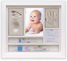 Le cornici per foto online sono un'opportunità per scegliere qualsiasi cornice su temi diversi e inserire le tue foto al loro interno. Ipiccoli Cornice Per Impronte Bambino E Neonato Regalo Battesimo E Nascita Bimbo Kit Completo Con Argilla Porta Bracciali Di Nascita Prodotto Dal Cuore Italiano Amazon It Prima Infanzia