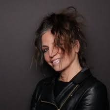 Underwater Daughter: A Memoir of Survival and Healing eBook : Deignan,  Antonia: Amazon.com.au: Books