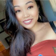 Melissa Javier's Instagram, Twitter & Facebook