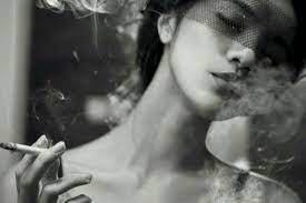 Karena tidak lain tidak bukan chord atau kunci gitarnya gampang! Kunci Gitar Selinting Ganja Ditangan Lagu Funkrock Jalanan