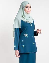 Baju pesta brokat prada transparan sifon frill biru turquoise. 20 Trend Terbaru Baju Kurung Moden Biru Turquoise Moden Design