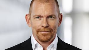 Ingrams topchef forlader posten