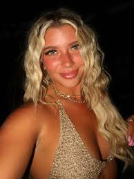 gabriella (@gabriella.dellolio) • Instagram photos and videos