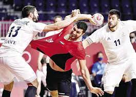 كشف الصحفي المتخصّص بأخبار سوق الانتقالات، نيكولو سكرا، أن نادي روما قد رفع عرضه للتعاقد مع أندريا بيلوتي ، مهاجم تورينو ، خلال فترة الميركاتو الصيفي. Lcntocvf2wu Lm