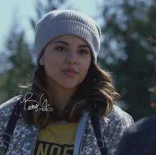 Becky g and naomi scott are the best trini and kimberly! Fotos De Algunas Escenas De Trini De La Pelicula Power Rangers Becky G Becky G Power Ranger Becky