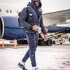 Kawhi leonard has ginormous hands. 1
