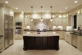 Posh White Luxury Kitchen Luxury Kitchens Kitchen Designs Layout Luxury Kitchen Design