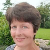 600+ "Playle" profiles