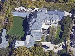 Take a look at scooter's new house in the hollywood hills. Kamala Harris Joins Katy Perry Demi Lovato And Ariana Grande For Event At Scooter Braun S Compound Express Digest