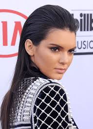 Fasjonable hårklipp, frisyrer og styling høsten 2024 (160 bilder)