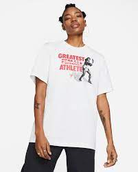 Une impression numérique d'une photographie en noir et blanc sur un haut en coton. Serena Williams Tennis T Shirt Nike Ae