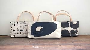 Check spelling or type a new query. Tas Bahan Kanvas Model Simpel Namun Kuat Dan Fashionable
