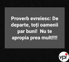 Uneori Oamenii Obosesc Viral Pe Internet In 2020 Cards Against Humanity Viral Human