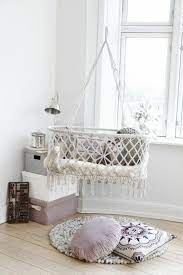Schaukel für innen oder außen sitzlehne verstellbar die schaukel platzsparend zusammen geklappt. Babyschaukel Wunderbare Vorschlage Fur Innen Und Aussen Baby Bed Hanging Crib Hanging Bassinet