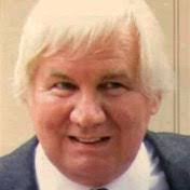 Edward Murton's Instagram, Twitter & Facebook