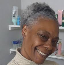 My cousin opened a new wig shop. Wigs 75% OFF!!! Hurry down ladies  😳🤔🙄😬😮 #positiveparking #popawheeley #fyp #highlight #admiration  #everyone #CommunityFirst