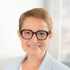 So grateful to the United Ukrainian Ballet (the Hague), to all the…