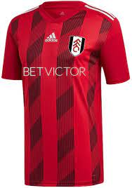 Wenn du also gerne ein fulham trikot tragen möchtest, dann hast du hier auf unisportstore.de die möglichkeit es zu finden. Fulham 2020 21 Drittes Trikot