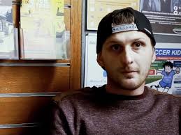 Kris Travis dies at the age of 32 after cancer battle