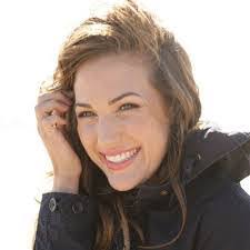 Gigi Abbott's Instagram, Twitter & Facebook