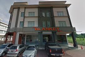 A continental breakfast is available daily at the blanket hotel phuket town. Global Roomz