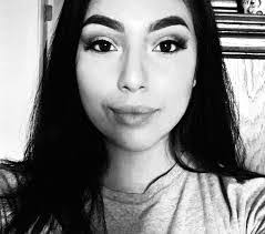 Noelle Williamson's Instagram, Twitter & Facebook