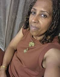 Sheena Lamb's Instagram, Twitter & Facebook