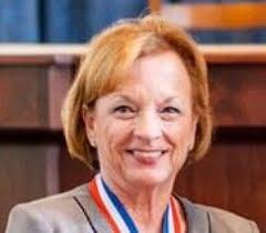 Local woman receives top volunteer award