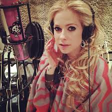 Born september 27, 1984) is a canadian singer, songwriter and actress. Avril Lavigne Facebook