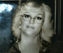 Vintage dress from 1988 and its condition after 2.5 years postpartum