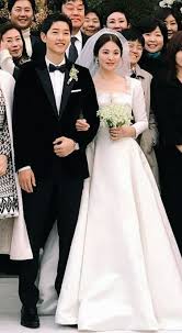 It was only 20 months after the couple had tied knot in a luxurious wedding ceremony. Who Is Song Hye Kyo Dating Song Hye Kyo Boyfriend Husband