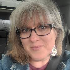 What could be causing a howling sound from the rear of a 2020 Ford Edge AWD?