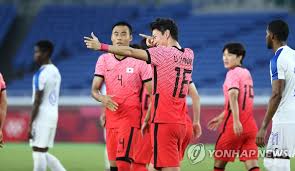 See more of 박근혜 퇴장 레드카드 대학생&나인틴 행진단 on facebook. Aj75gabicunvm