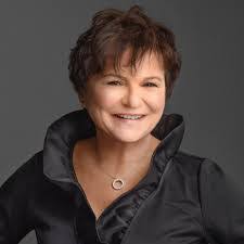 Pauline Poyner's Instagram, Twitter & Facebook