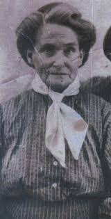 Sisters (left to right) Alta Keene McClard (1890-1966) and Gladys Keene  Bratton (1898-1992), the daughters of Vernon Bennett and Martha Susan  (Thomason) Keene. Alta married Charles Humphrey McClard; she is my  great-grandmother.