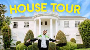 Built in 1937, this is the mansion used for the exterior shots of the banks' home. I Put The Fresh Prince Mansion On Airbnb House Tour Youtube