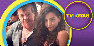 Chabelo está aún vigente en el medio artístico y prueba fehaciente es su participación en el doblaje de la película coco, actual éxito taquillero de disney pixar en el que destaca la cultura mexicana. Quien Es La Misteriosa Y Guapa Mujer Que Conquisto A Chabelo Tvnotas Irresistible