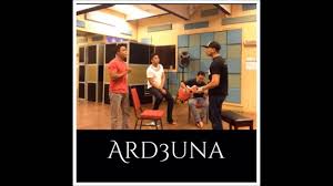 Yang tak di sangka seringkali mendatangi kita itukah suratan dalam kehidupan atau hanya satu kebetulan. Suratan Atau Kebetulan Lirik Najib Di Port Dickson Ribut Melanda Suratan Kebetulan Lirik Kenny Remy Martin Mp3 Duration 3 47 Size 8 66 Mb Nadie Az 5