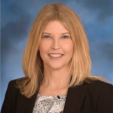 After separating from active duty in 2018, Justin was looking for a career  where he could continue to support the military community. After meeting  USAA recruiters at a job fair, Justin joined