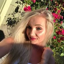 Sheena Eickhoff (@SheenaEickhoff)