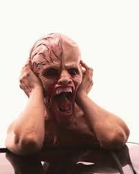 Halloween Dress 2024 . . Concept/Model/Editing: Yours Truly, Lauren  McCullough Photographer: Brett Lovelis Location: Diamond State Auto . A  huge thanks and shoutout to my nephew Brett and his business partner Kyle