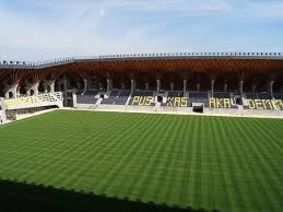 Latifi az albán bajnokság legdrágább játékosa volt, amikor megvásárolta egymillió euróért a puskás akadémia. Hungary Puskas Ferenc Akademia Fc Results Fixtures Squad Statistics Photos Videos And News Soccerway