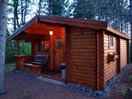 Free Use Of One Canoe On Lake Hayward River Lake Views From This Cabin Located Close To Downtown Stores And Restaurants Casas De Campo Casas Estacionamiento