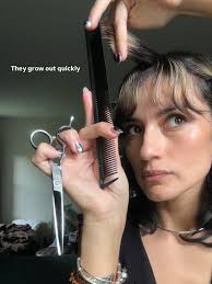 It's the season for bangs and bonnets. Want to make your beanie or bonnet  even cuter, bangs are your answer. 💁🏻‍♀️ If you're not ready to commit to  bangs then I recommend